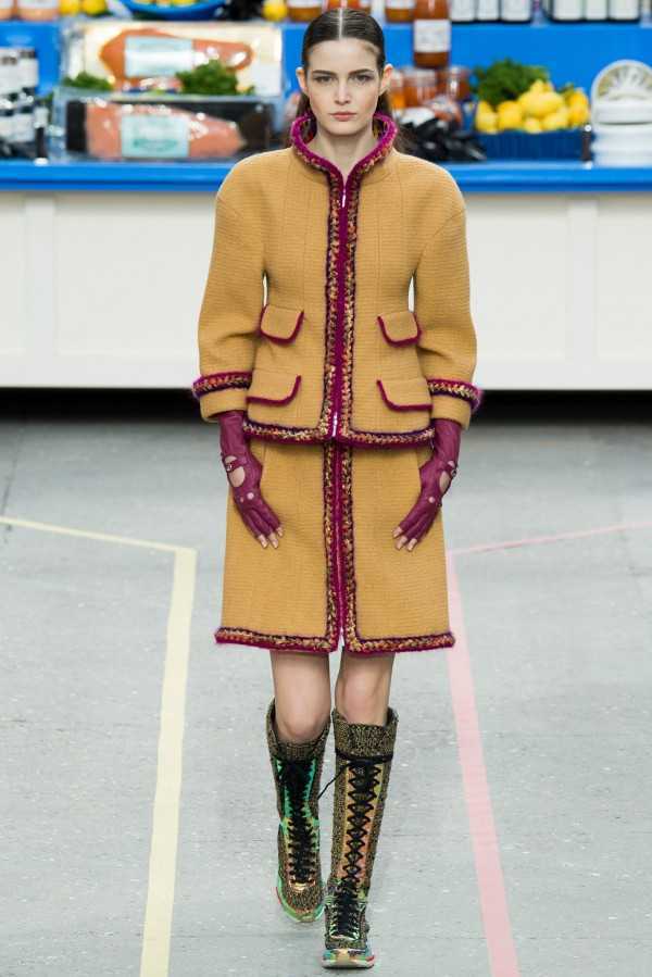 kollektsiya-zhenskoy-odezhdyi-chanel-fall-winter-2014-2015-14