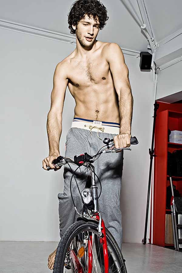 Коллекция мужской домашней одежды HOM