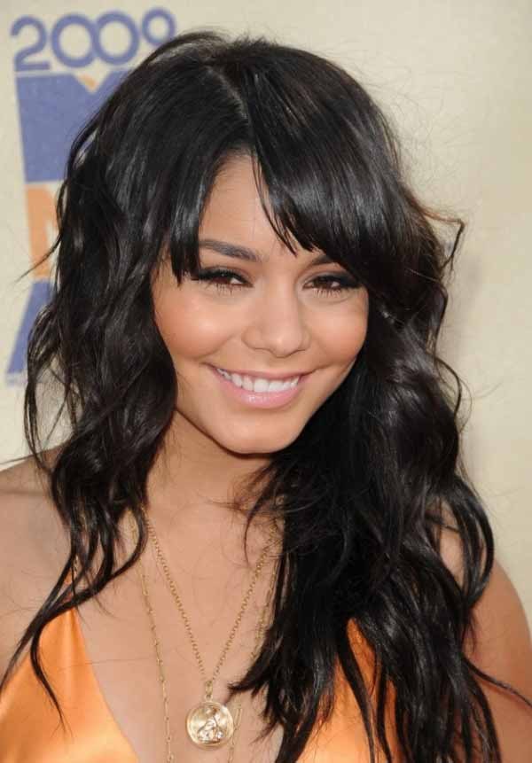 stylish-haircuts-with-bangs4