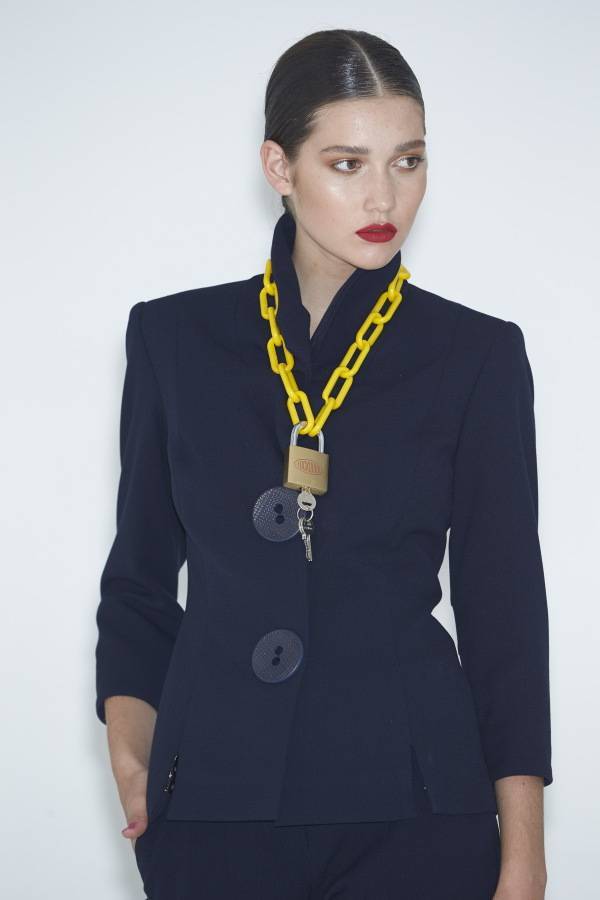 top-20-zhenskih-pidzhakov-2015-18