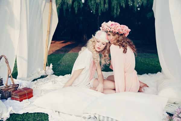 Солнечный летний Lookbook женской одежды Wildfox 2014