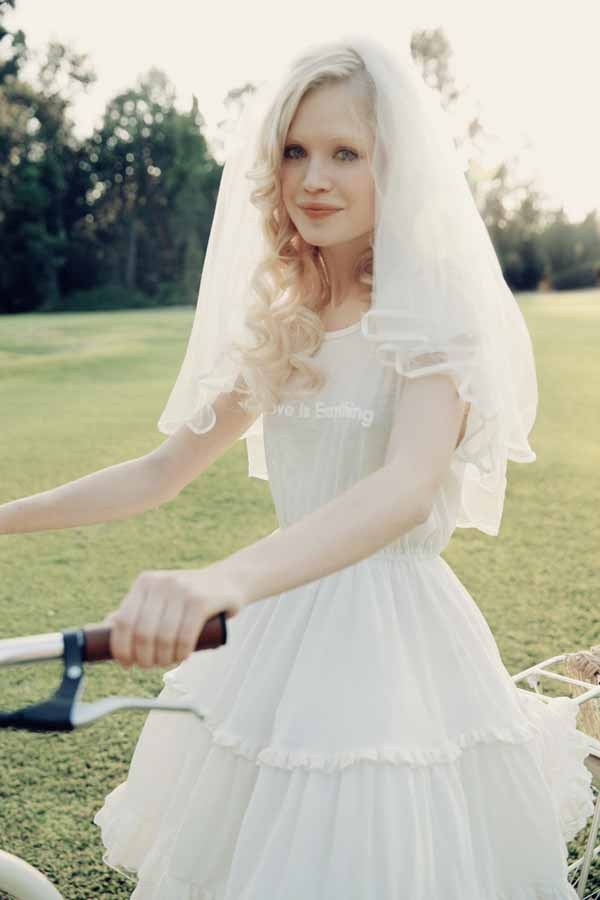 Солнечный летний Lookbook женской одежды Wildfox 2014