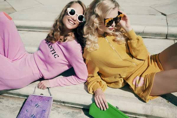 Солнечный летний Lookbook женской одежды Wildfox 2014