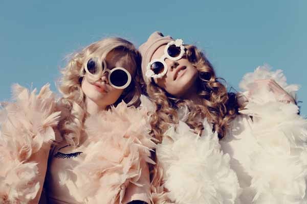 Солнечный летний Lookbook женской одежды Wildfox 2014