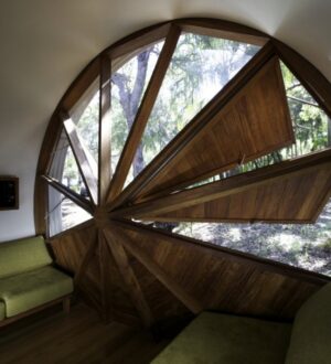 Проект необычного дома от австралийского дизайнера Simon Laws