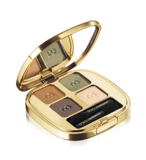 Чем отличается профессиональная косметика для визажистов от обычной