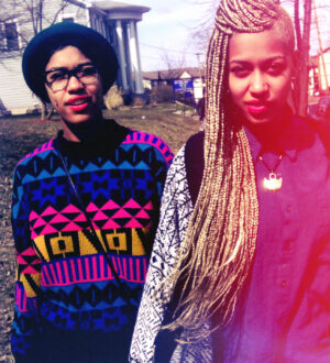 Модное и универсальное плетение африканских косичек