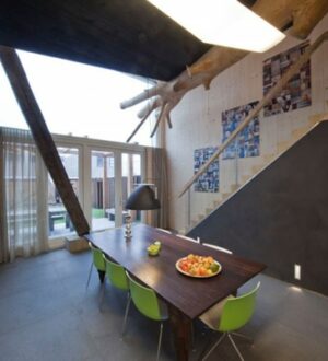 Стильный и современный интерьер таунхауса