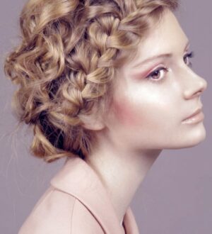 Как заплести французскую косичку