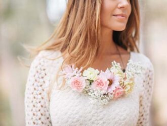 Мастер-класс по изготовлению украшения на шею из цветов