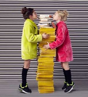 Покупка женской одежды оптом