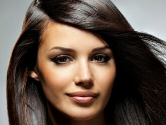 Восстанавливаем волосы сами с помощью масок