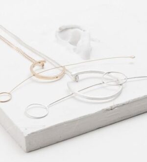 Ювелирная коллекция в минималистичном стиле