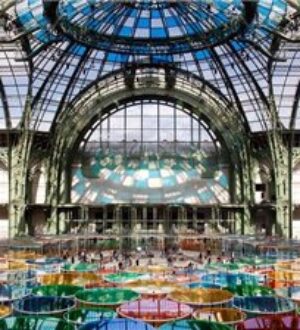 Разноцветная революция в Grand Palais: Каждой девушке – балетки от Шанель!