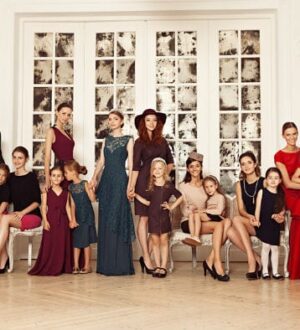 Новогодние скидки на модную одежду для мамы и дочки