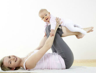 Совместный фитнес для молодой мамы и малыша