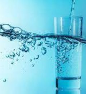 Выпивайте каждый день стакан горячей воды. Сделайте это в нужное время, и вы быстро почувствуете эффект