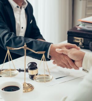 Когда следует обратиться к юристу?