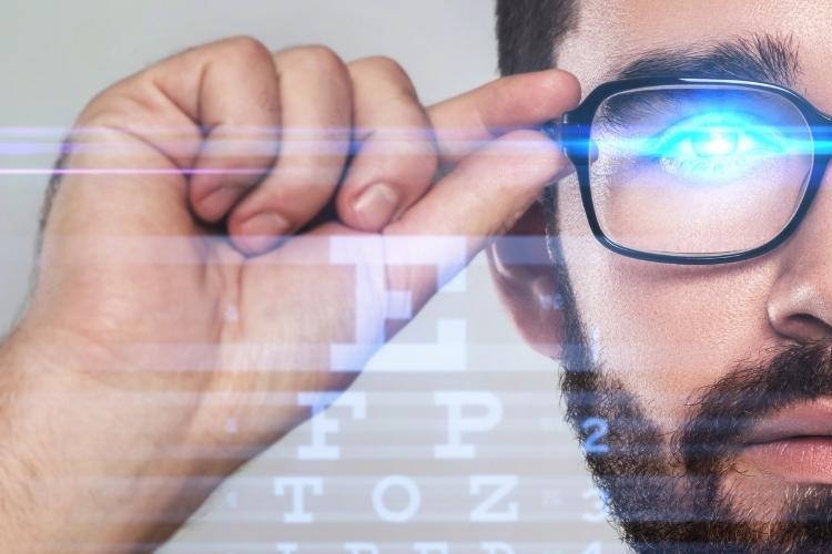 Коррекция зрения – это процесс исправления ошибок рефракции глаза, что позволяет видеть ясно и четко. Существуют различные методы коррекции зрения, такие как ношение очков, контактных линз, лазерной коррекции и другие. Однако, существует еще один метод коррекция зрения методом смайл. Информация про процедуру Метод смайл – это инновационный метод коррекции зрения, который основан на использовании светочувствительного материала. Во время процедуры, специалист удаляет верхний слой роговицы и наносит на нее светочувствительный материал, который затем активируется с помощью ультрафиолетового света. После активации, специалист использует специальную лампу, которая заставляет светочувствительный материал твердеть и принять форму роговицы. В результате, форма роговицы изменяется, что позволяет глазу видеть ясно и четко. Главные преимущества метода Основное преимущество метода смайл заключается в том, что он является безболезненным и безопасным методом коррекции зрения. В отличие от других методов, где необходимо проводить операцию на глазах, метод смайл не требует никаких надрезов и швов на глазах. Метод инновационный и безопасный, который может помочь людям решить проблемы с зрением.