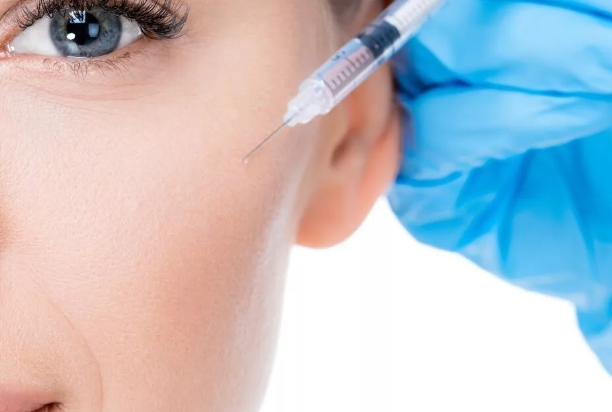 Инъекционная Косметология: Современные Технологии для Поддержания Молодости и Красоты