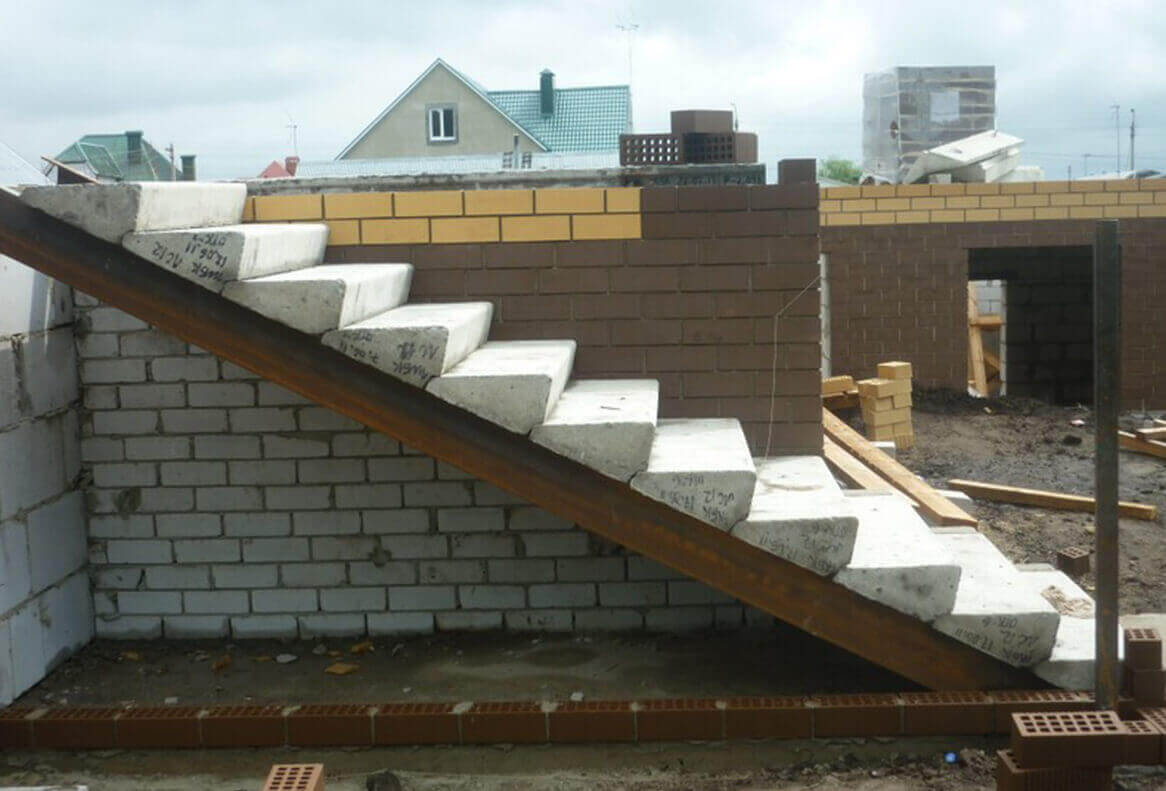 Железобетонные ступени для лестниц