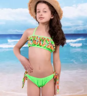 Детские купальники: модные тренды и популярные стили