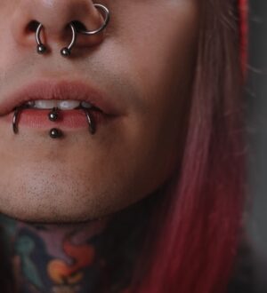 Пирсинг губы в СПб: все, что нужно знать
