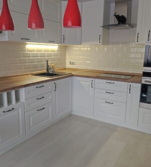 Замена столешниц под ключы на кухне под ключ в Москве и области