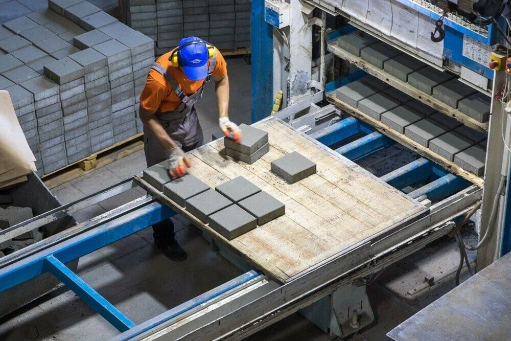 Производство тротуарной плитки: этапы и характеристики на современном рынке