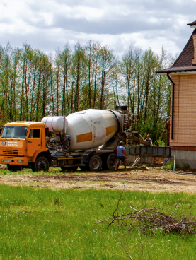 Почему бетон — главный материал для строительства в Красногорске